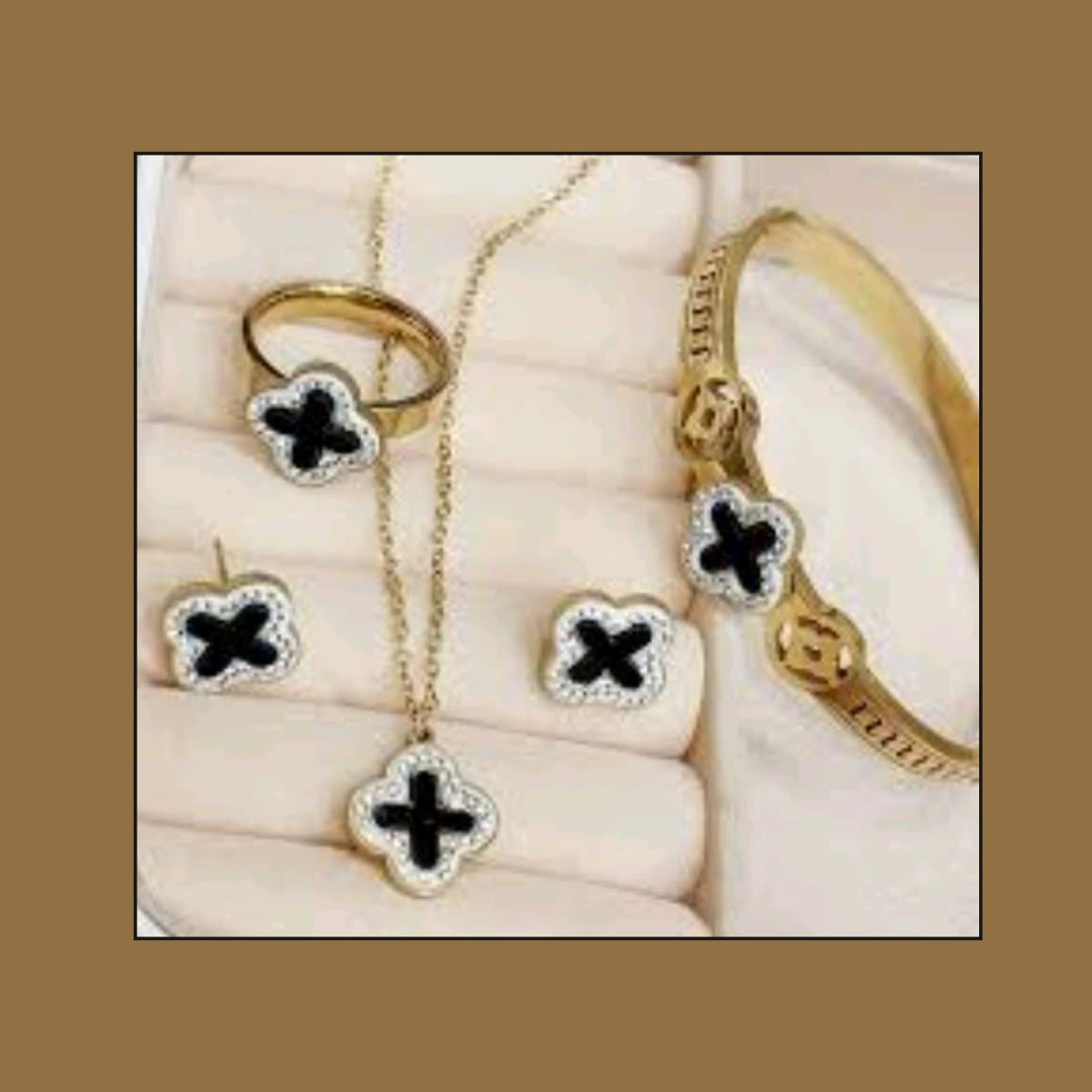 Luxe Clover Set (bracelet + pendant + studs)